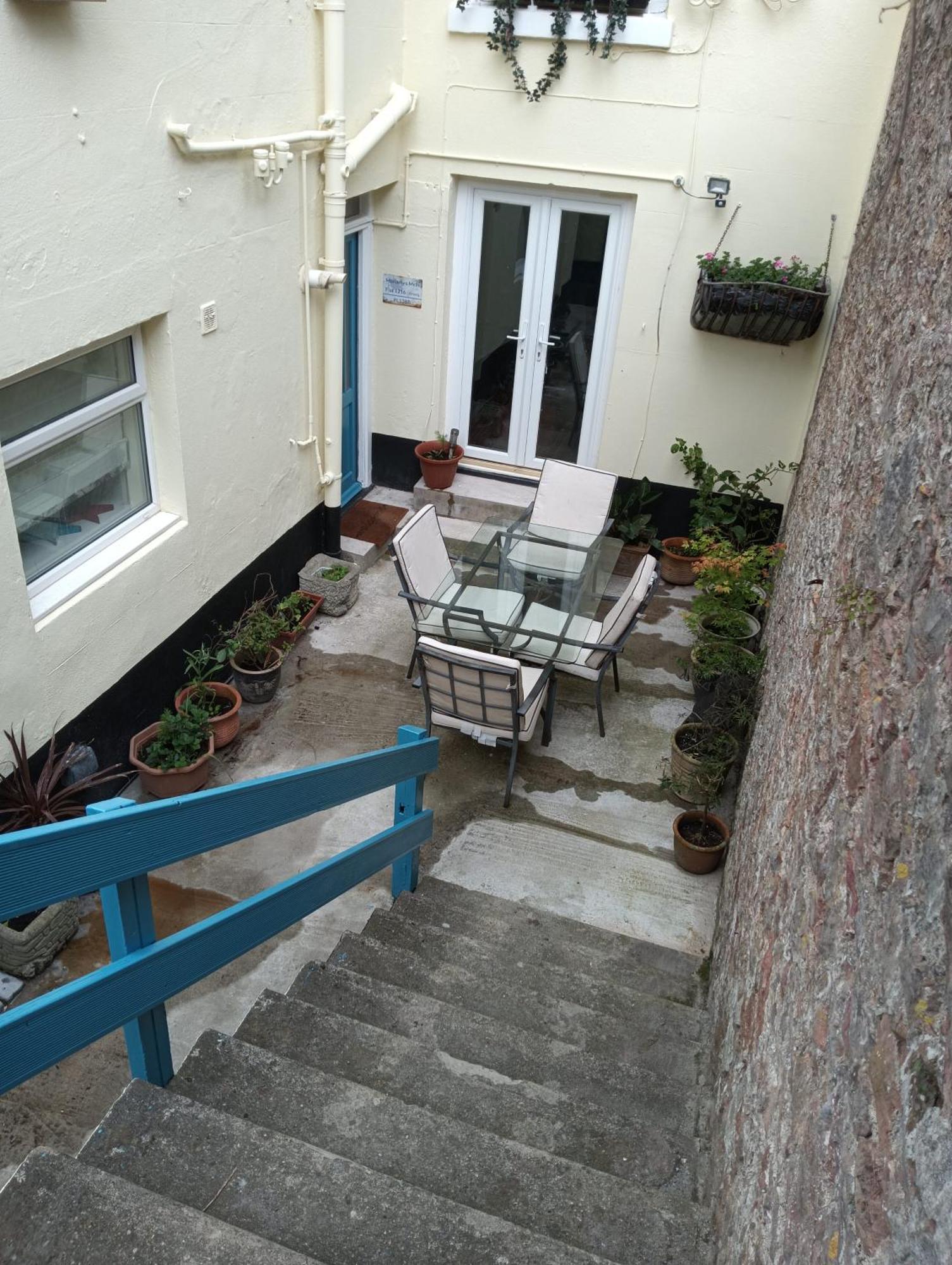 Moriarty'S Mess Daire Plymouth Dış mekan fotoğraf